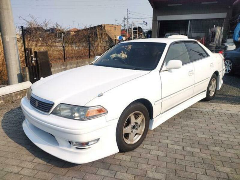 TOYOTA MARK II