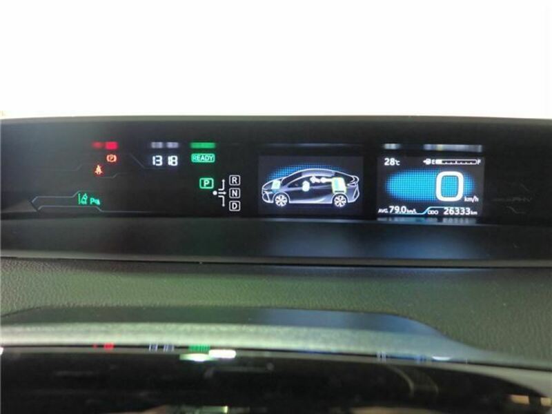 PRIUS PHV