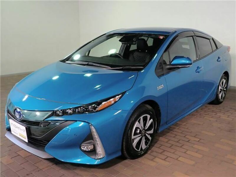 PRIUS PHV