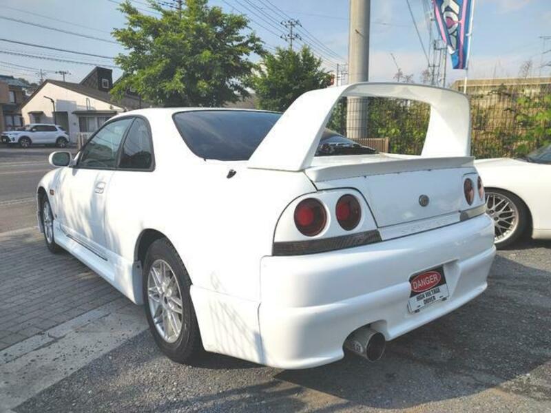SKYLINE
