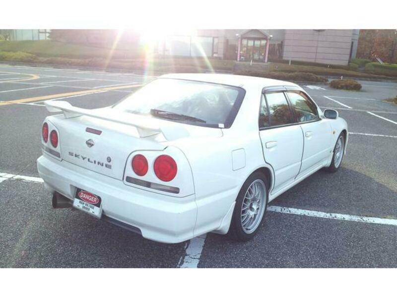 SKYLINE