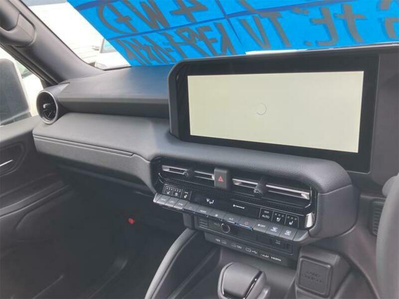 LAND CRUISER 250