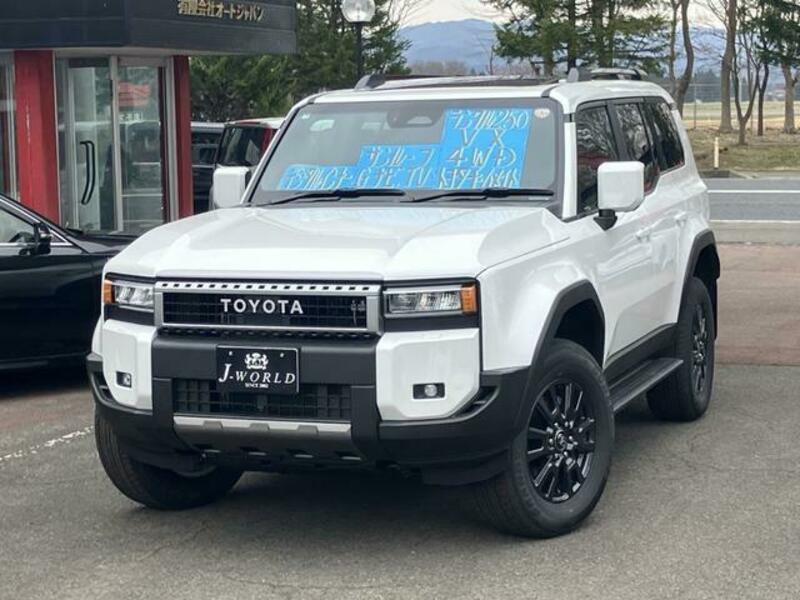TOYOTA LAND CRUISER 250
