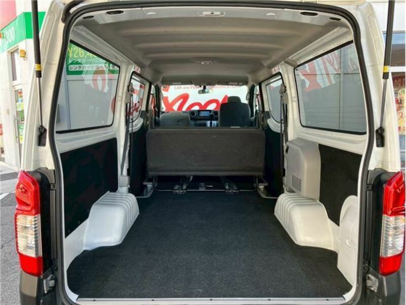 NV350 CARAVAN