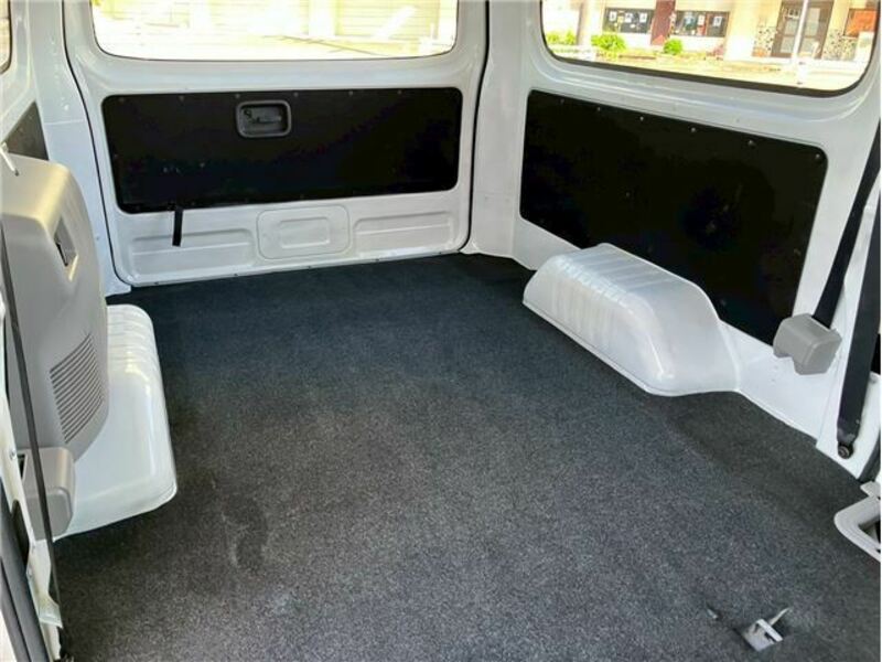 NV350 CARAVAN