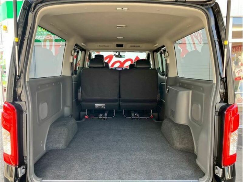 NV350 CARAVAN
