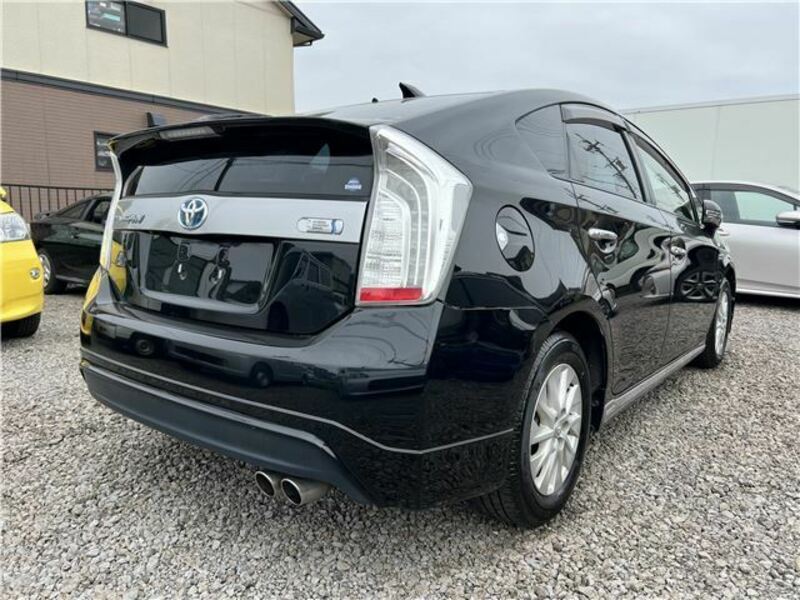 PRIUS PHV