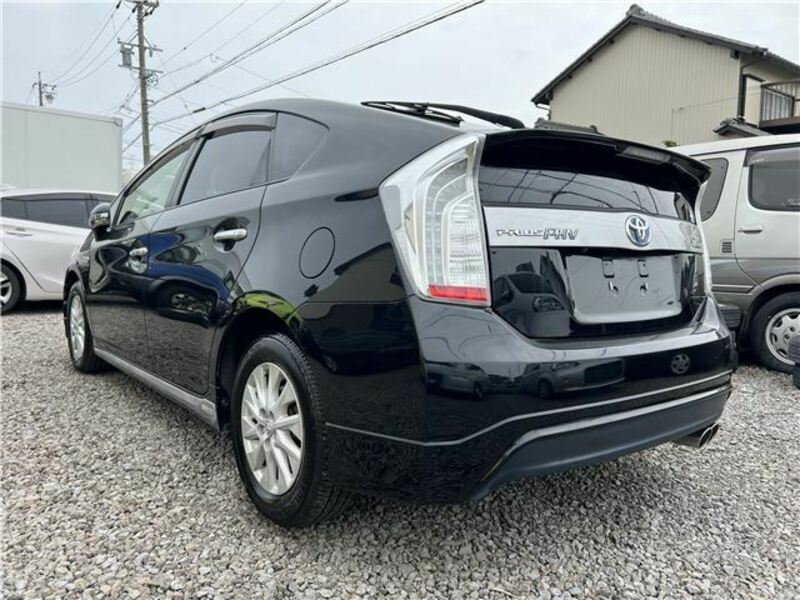 PRIUS PHV