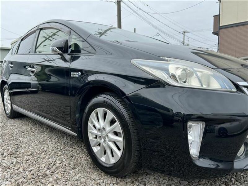 PRIUS PHV