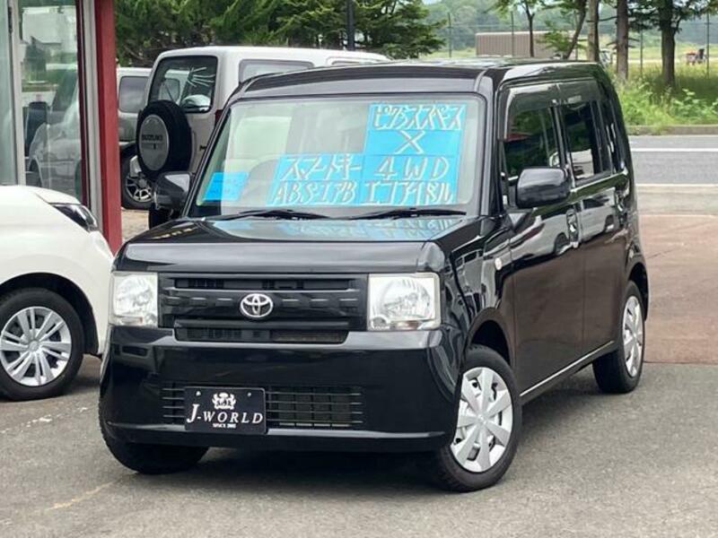 TOYOTA PIXIS SPACE