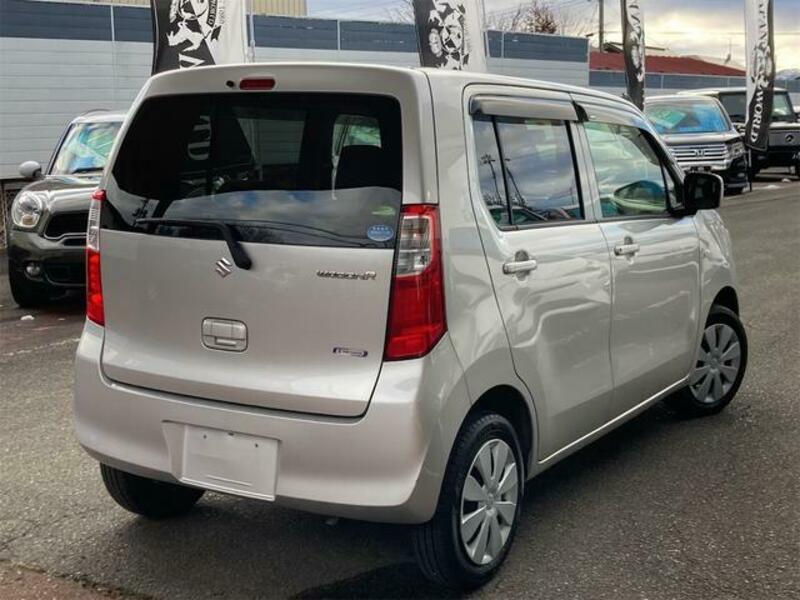 WAGON R