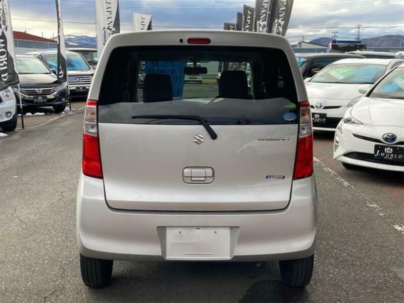 WAGON R
