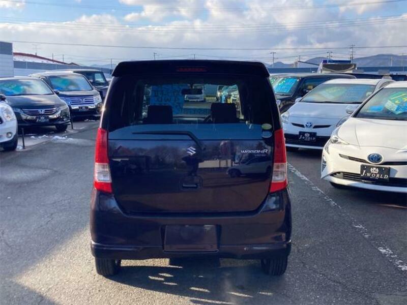 WAGON R