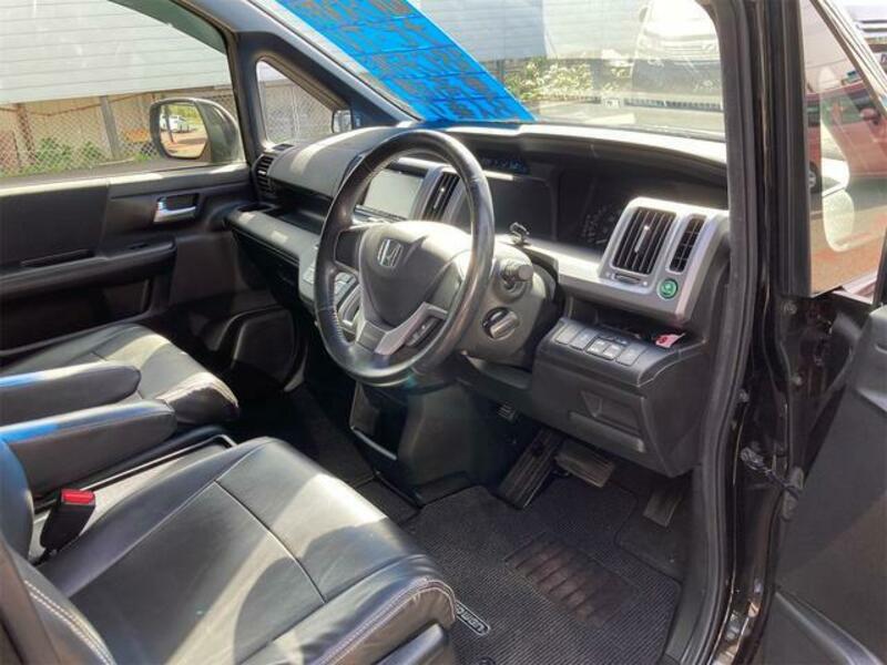 STEPWAGON SPADA