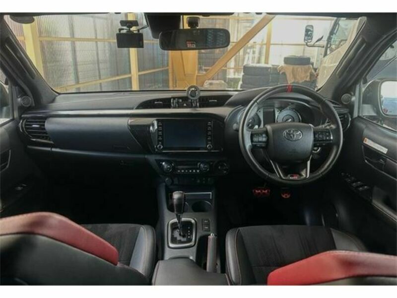 HILUX