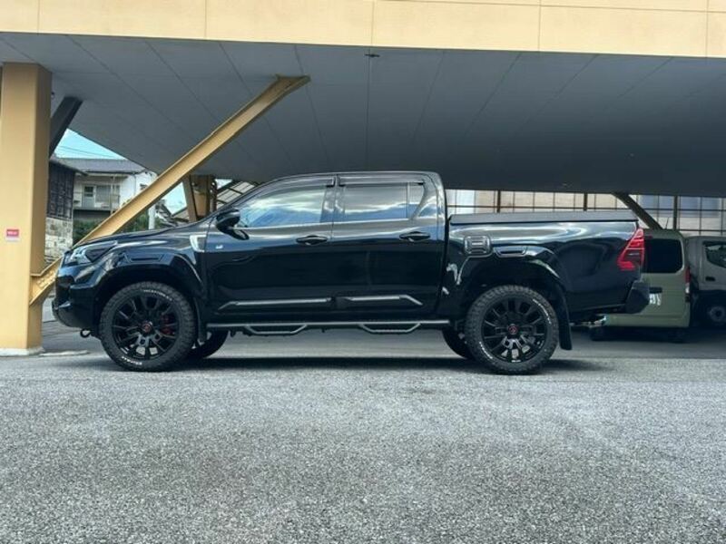 HILUX
