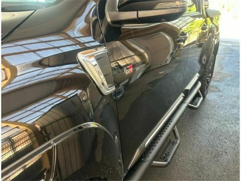 HILUX