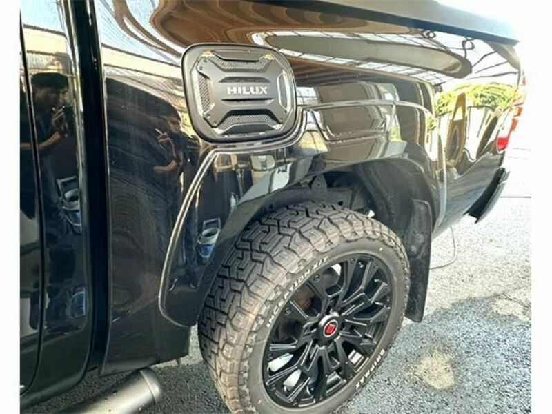 HILUX