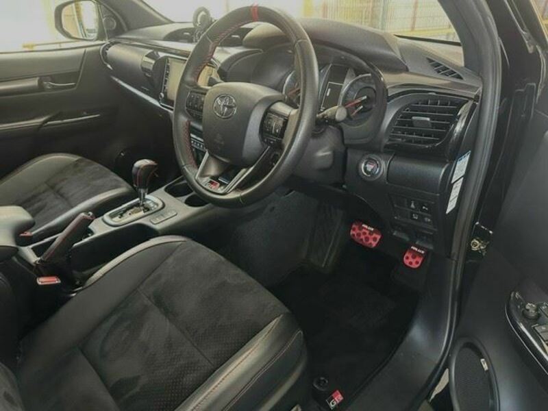 HILUX
