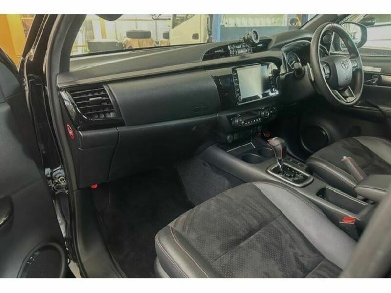 HILUX