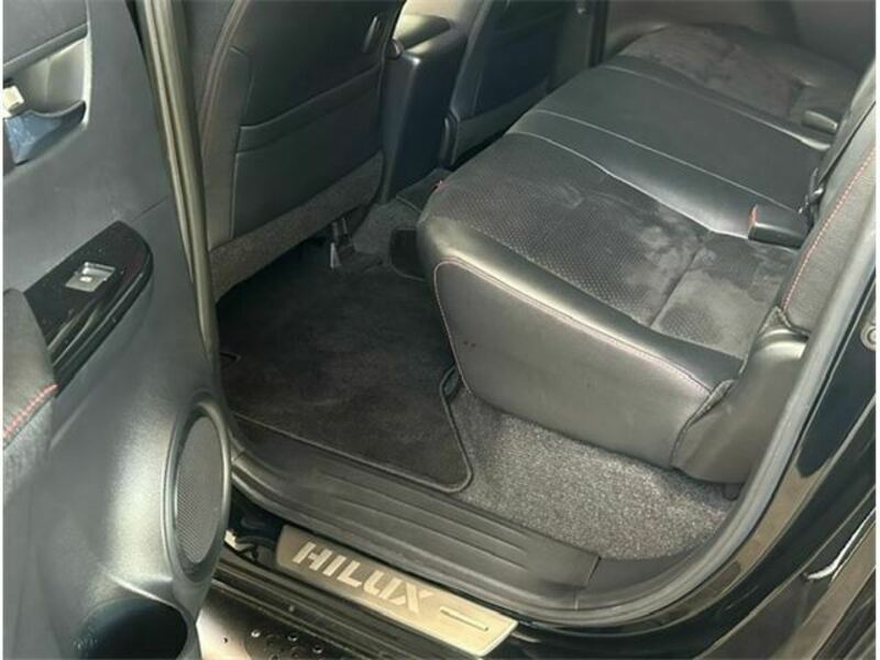 HILUX