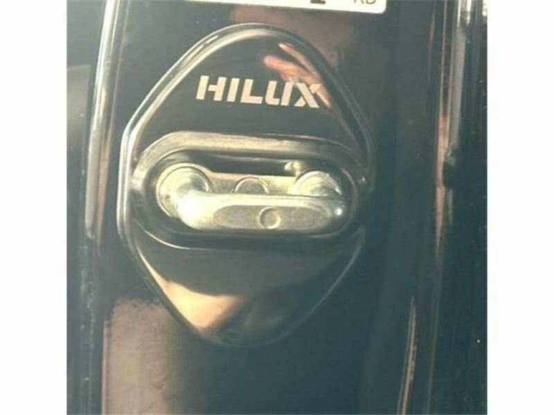 HILUX