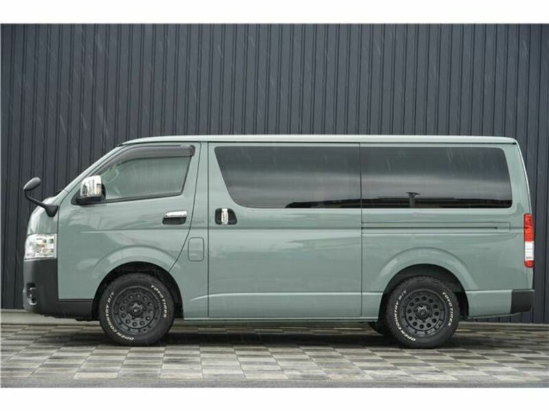 HIACE VAN