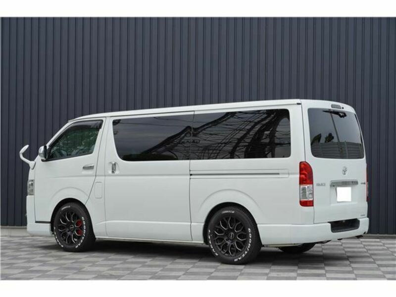 HIACE VAN