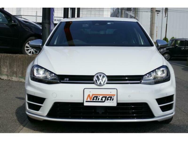 GOLF R
