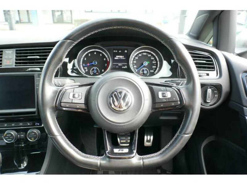 GOLF R