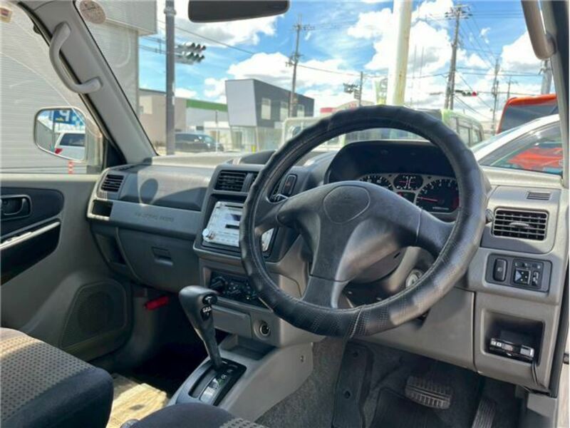PAJERO MINI