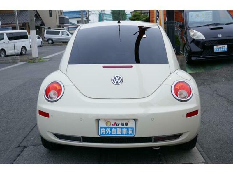 NEW BEETLE