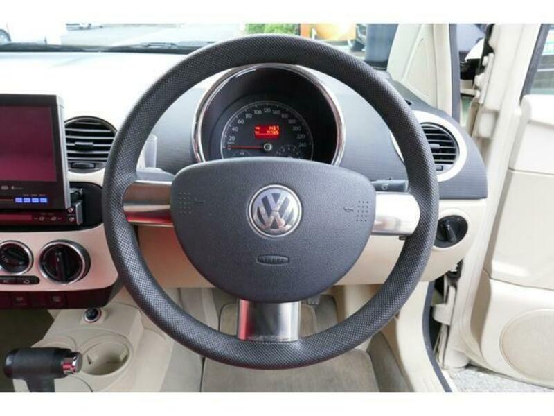 NEW BEETLE