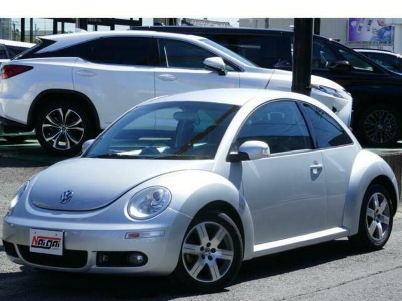 VOLKSWAGEN NEW BEETLE