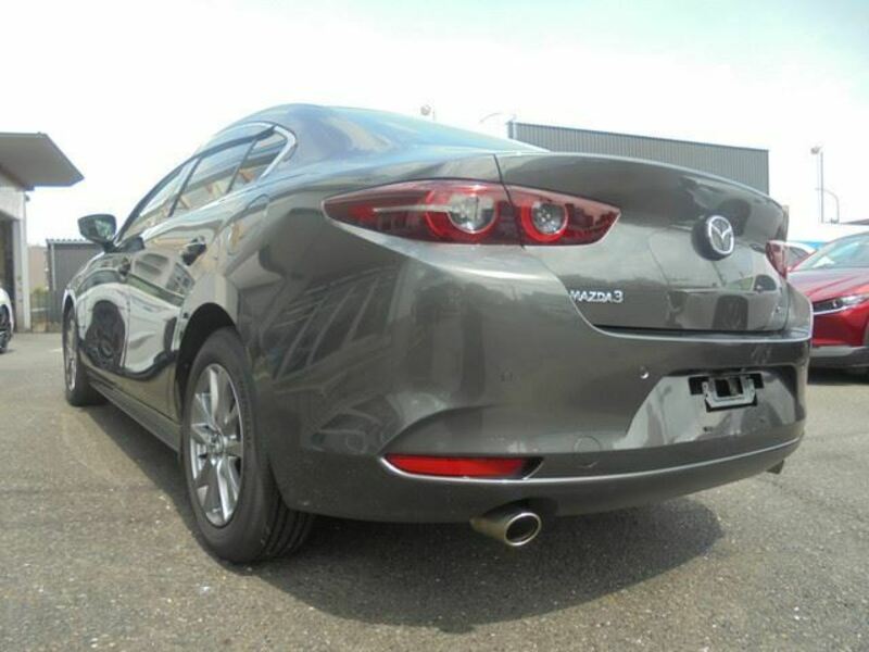 MAZDA3