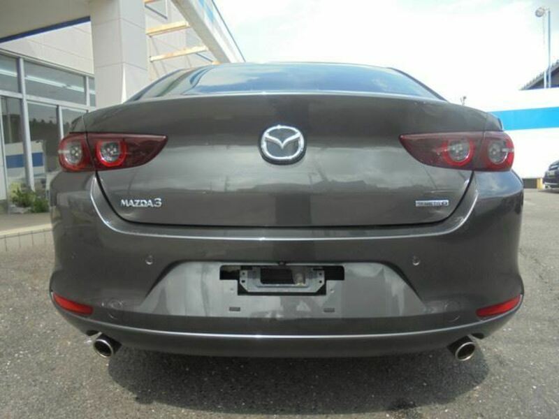MAZDA3