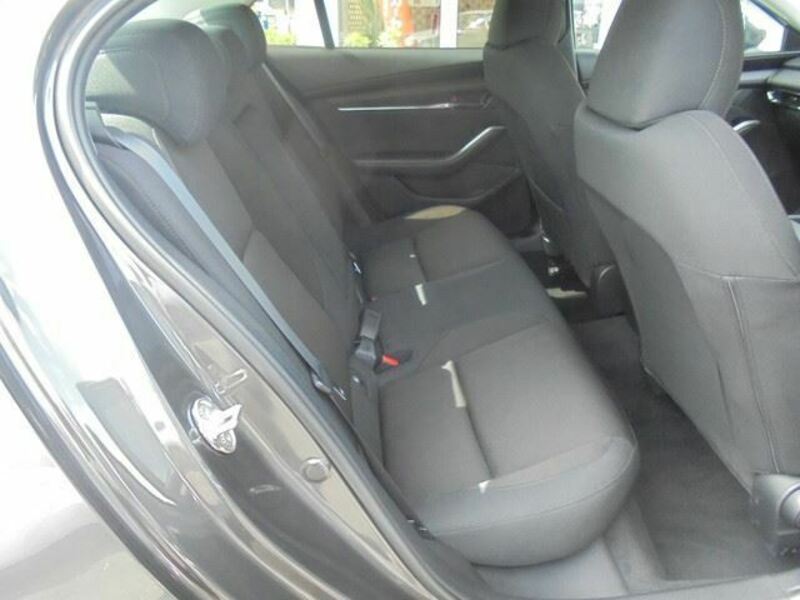MAZDA3