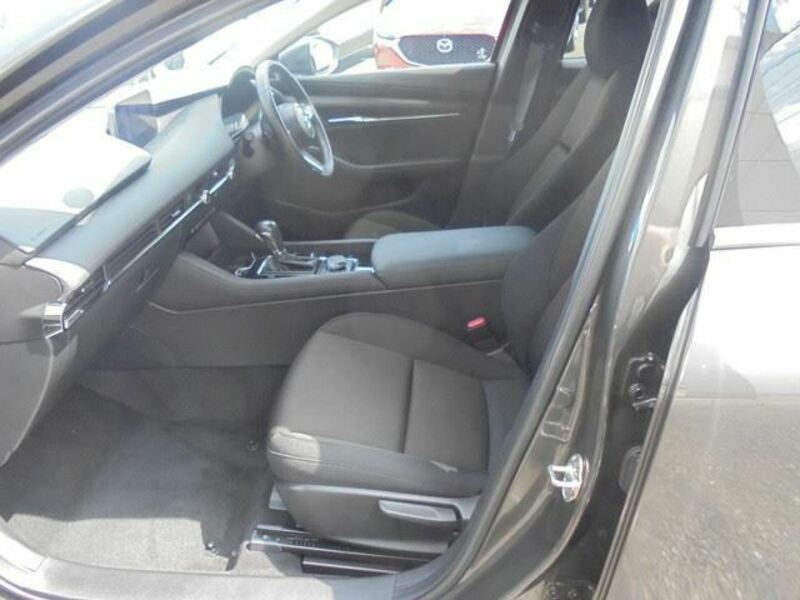 MAZDA3