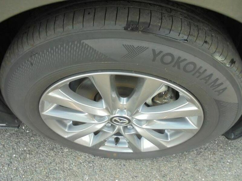 MAZDA3