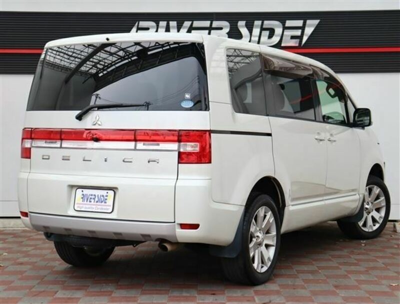 DELICA D5