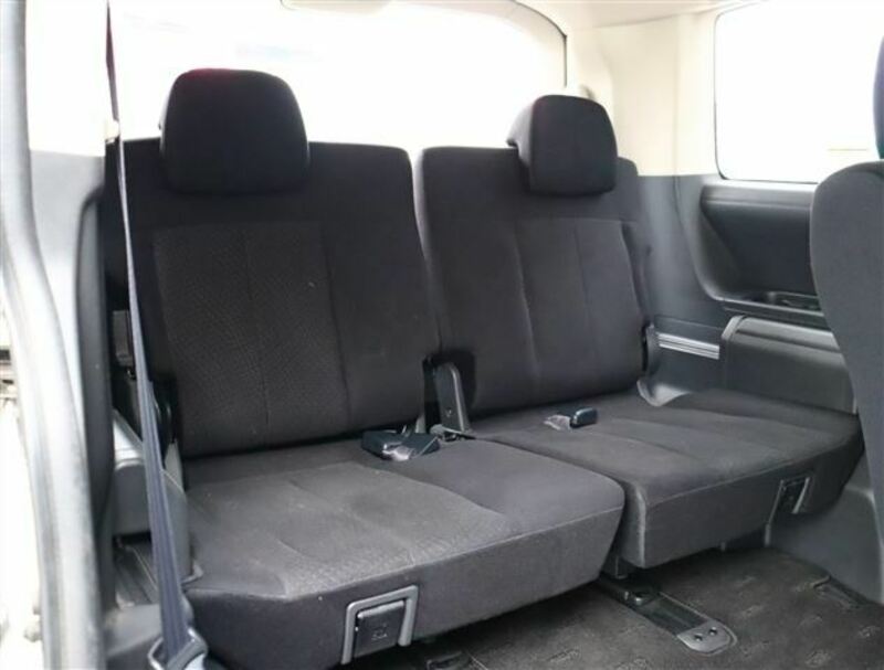 DELICA D5