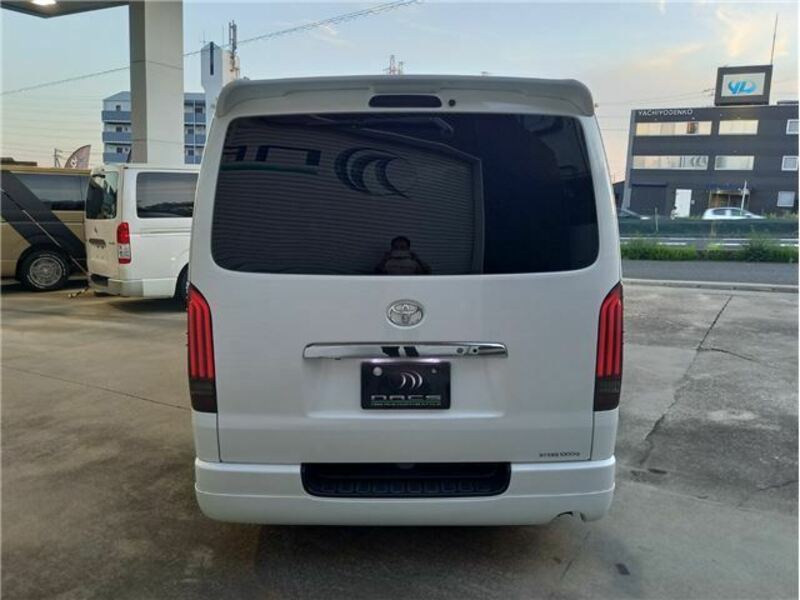 HIACE