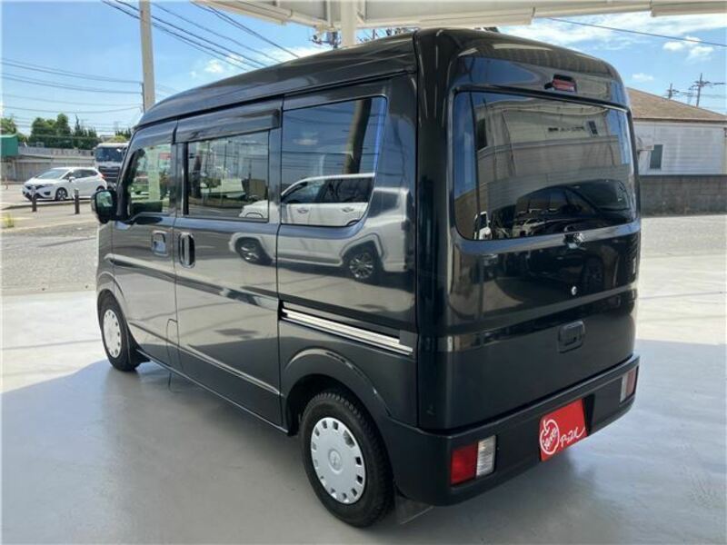 MINICAB VAN