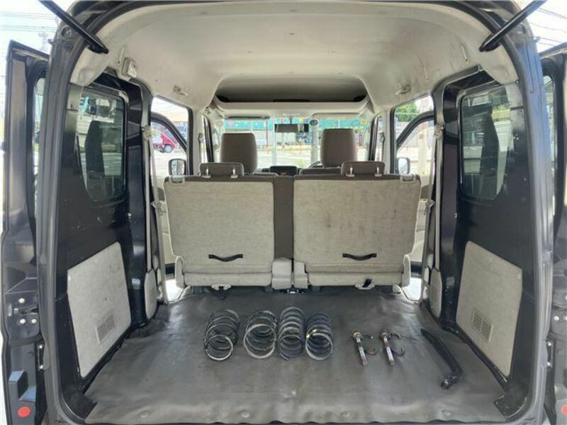 MINICAB VAN