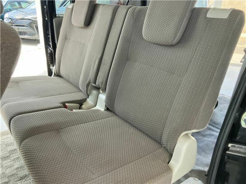 MINICAB VAN