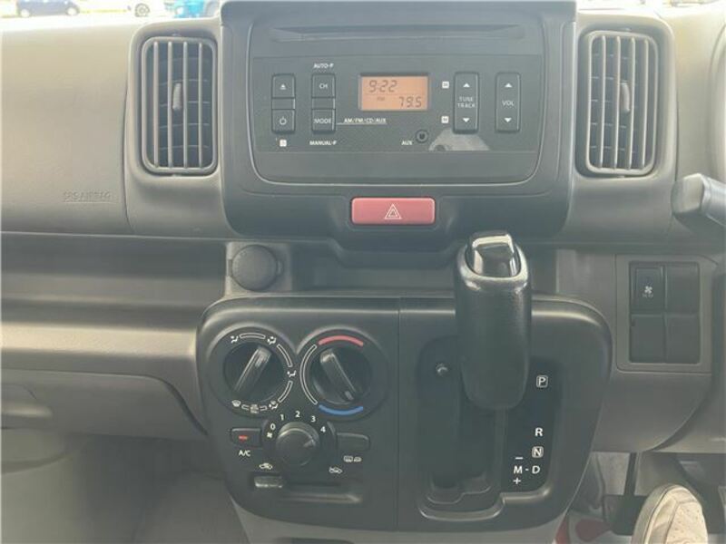 MINICAB VAN