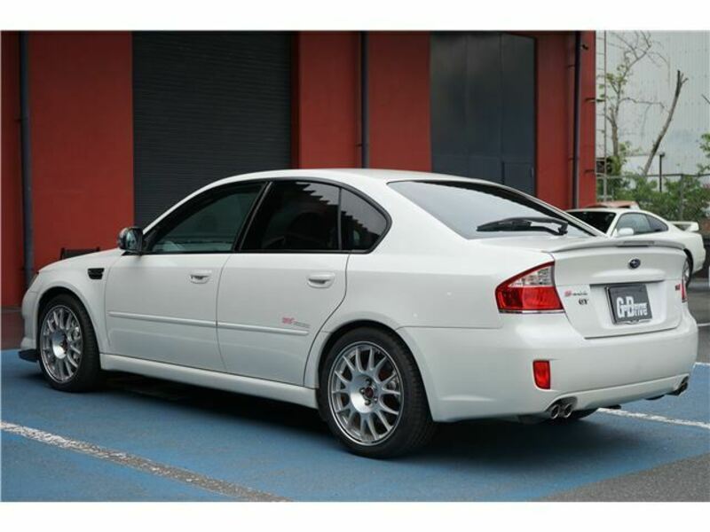 LEGACY B4