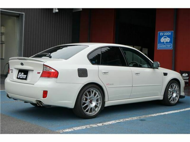 LEGACY B4