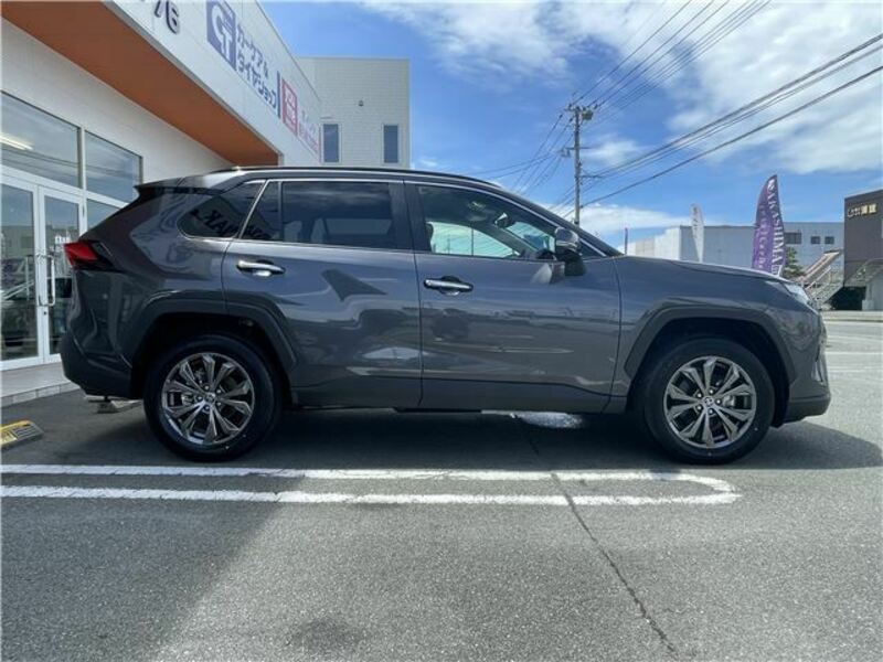 RAV4