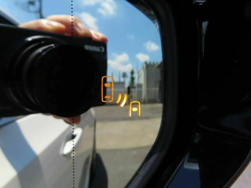 ES